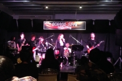 ライブ行ってきました♬