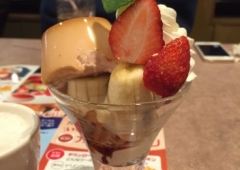 いちごプリンサンデー