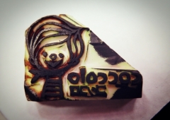 コッコロ2周年の記念品を製作してます！